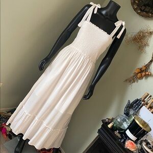 ZESICA White Flowy Maxi Dress